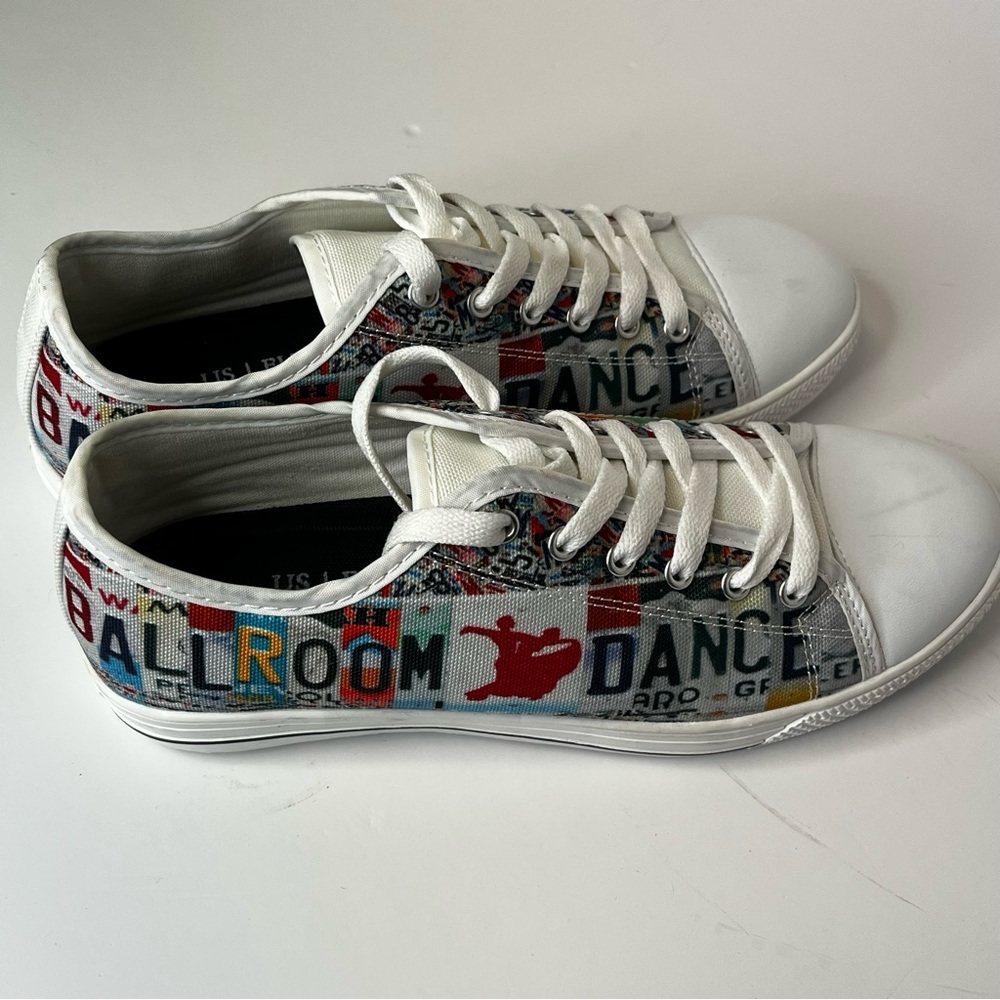 Live Love Dance Graphic Shoes For Men(7) & Women (9) - Picture 3 of 11